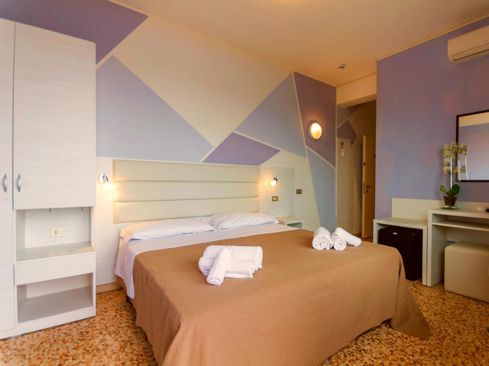 Hotel Los Angeles - Fronte Mare Riccione Exterior photo